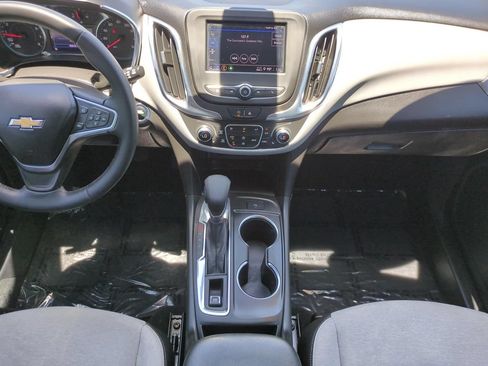 Used 2023 Chevrolet Equinox LT FWD image 16