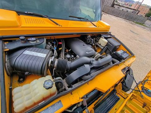 Used 2005 HUMMER H2 w/ Preferred Equipment Group AWD/4WD image 73