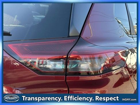 Certified 2023 Nissan Rogue SV image 12