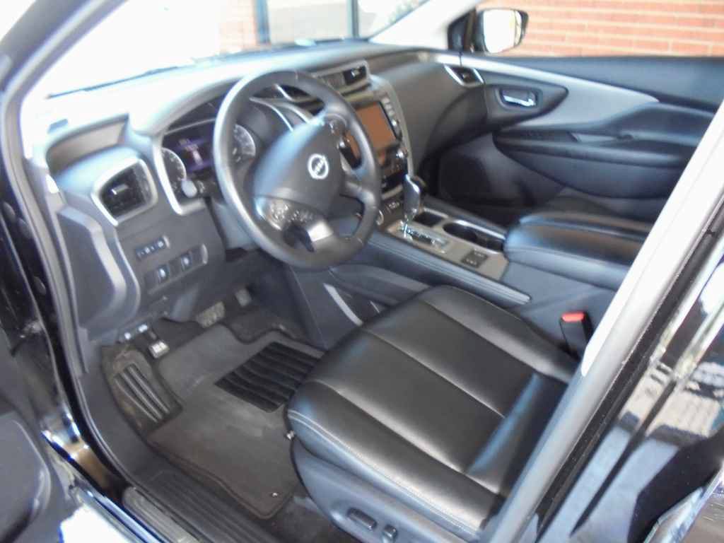 Used 2024 Nissan Murano SV AWD/4WD image 7