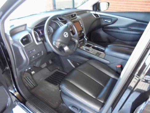 Used 2024 Nissan Murano SV AWD/4WD image 7