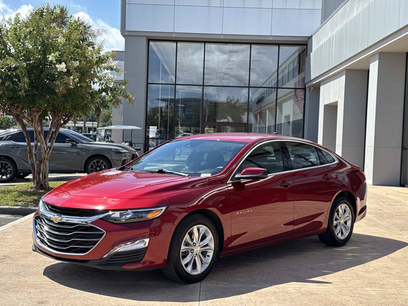 Used 2025 Chevrolet Malibu LT FWD image 7