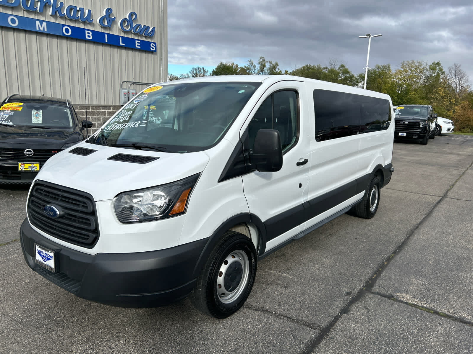 Used 2018 Ford Transit 350 XL RWD image 3