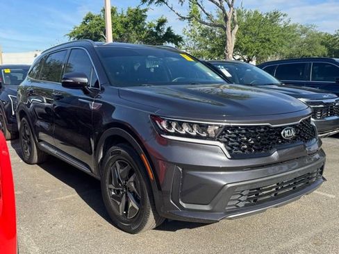 Certified 2021 Kia Sorento S image 10