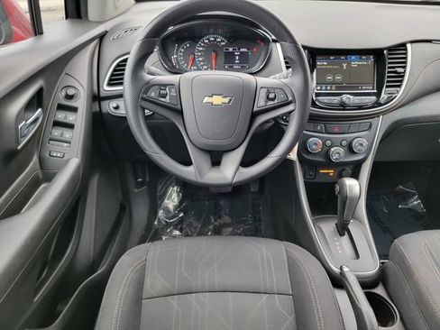 Used 2019 Chevrolet Trax LT image 31
