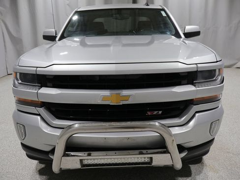 Used 2017 Chevrolet Silverado 1500 LT w/ All Star Edition AWD/4WD image 8