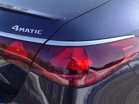 Used 2025 Mercedes-Benz E 350 4MATIC Sedan image 20