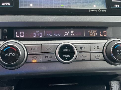 Used 2017 Subaru Outback 2.5i Premium image 20