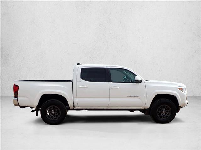 Used 2018 Toyota Tacoma SR5 AWD/4WD image 5