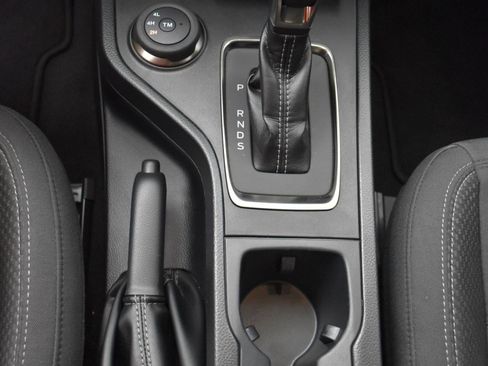 Used 2018 Alfa Romeo Stelvio Ti Sport image 34