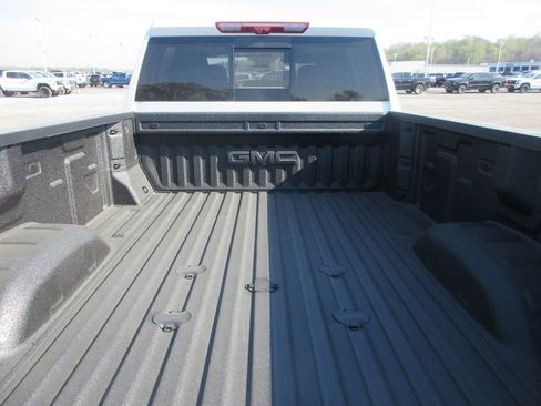 New 2026 GMC Sierra 3500 Denali w/ Denali Reserve Package AWD/4WD image 6