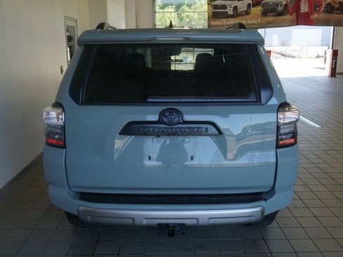 Used 2023 Toyota 4Runner TRD Off-Road Premium w/ Moonroof Package AWD/4WD image 17