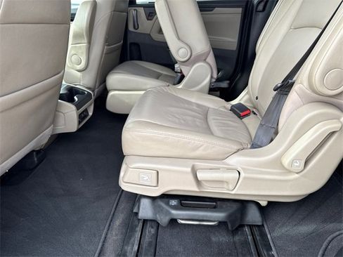 Used 2019 Honda Odyssey Elite image 19