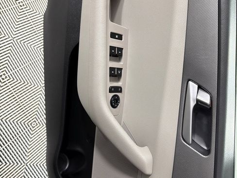 Used 2015 Hyundai Sonata SE FWD image 11