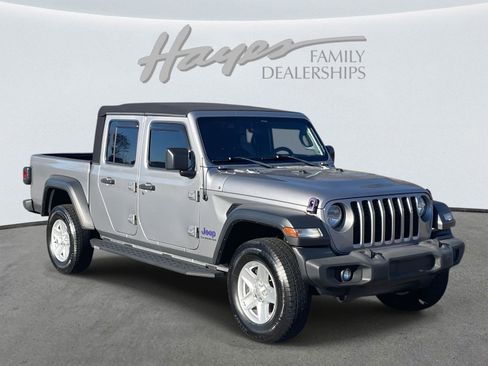 Used 2020 Jeep Gladiator Sport w/ Quick Order Package 24S image 1