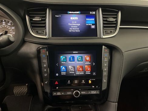 Certified 2025 INFINITI QX50 Luxe image 17