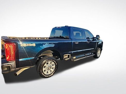 Used 2024 Ford F250 XLT w/ Snow Plow Prep Package image 9