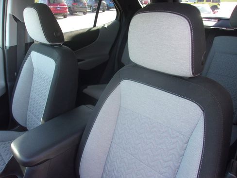 Used 2023 Chevrolet Equinox LT w/ LPO, Cargo Package AWD/4WD image 11