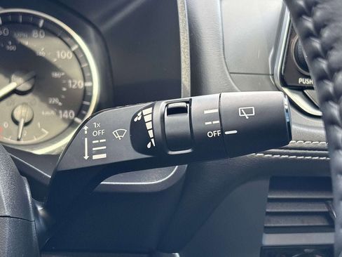 Used 2023 Nissan Rogue SV w/ SV Premium B Package image 29