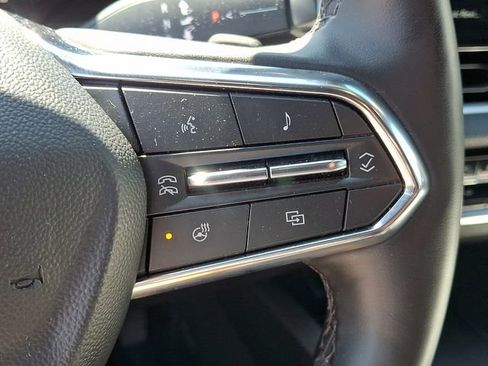 Used 2025 Chevrolet Equinox LT AWD/4WD image 14
