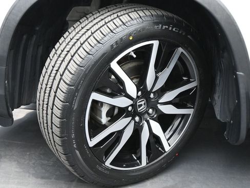 Used 2019 Honda Pilot Elite image 25