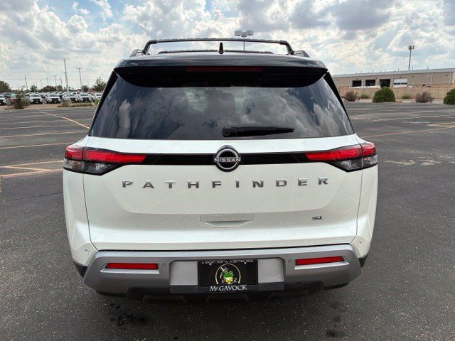 Certified 2024 Nissan Pathfinder SL FWD image 5