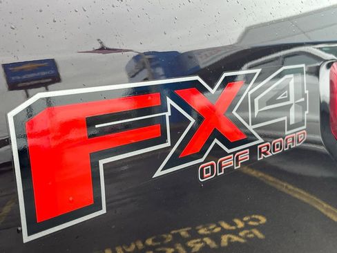 Used 2018 Ford F150 XL w/ Equipment Group 101A Mid AWD/4WD image 9
