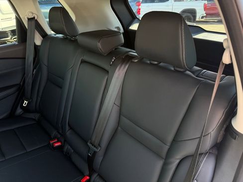 Certified 2023 Nissan Rogue SL w/ SL Premium Package FWD image 11