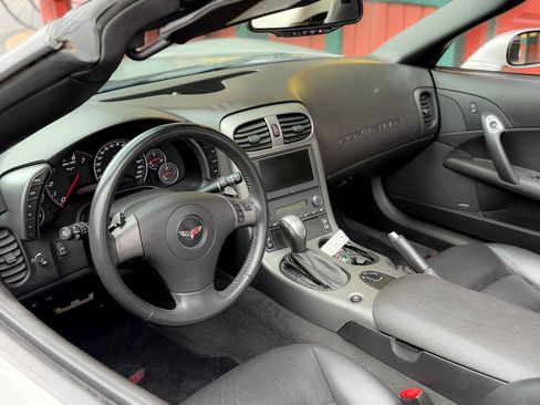 Used 2007 Chevrolet Corvette Convertible w/ Preferred Equipment Group image 20