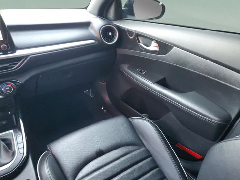 Certified 2023 Kia Forte GT-Line w/ GT-Line Premium Package image 13