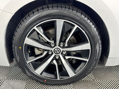 Used 2021 Nissan Maxima 3.5 SV w/ Floor Mat Group image 59