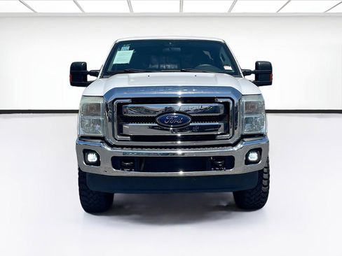 Used 2014 Ford F250 XLT w/ XLT Interior Package AWD/4WD image 2