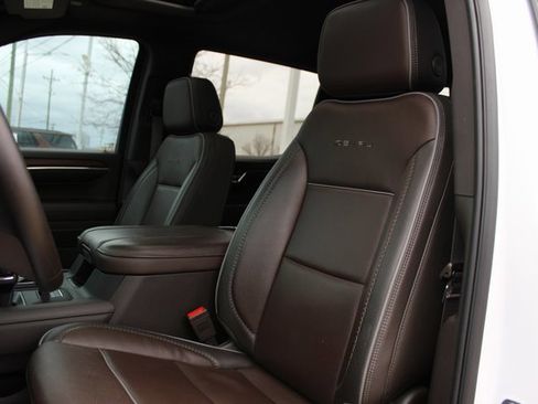 Used 2025 GMC Sierra 1500 Denali w/ Technology Package image 28