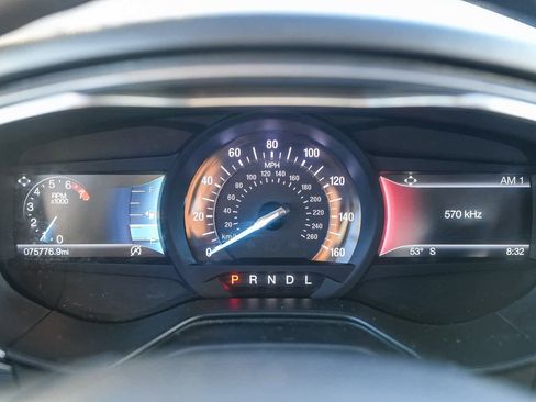 Used 2020 Ford Fusion SEL image 21