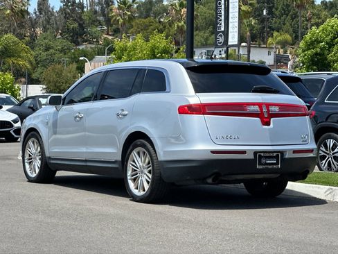 Used 2014 Lincoln MKT AWD w/ Equipment Group 201A image 5