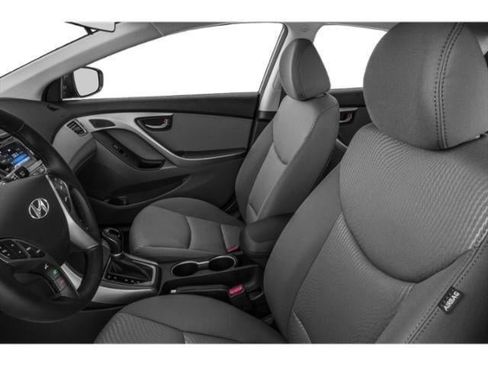 Used 2015 Hyundai Elantra SE FWD image 9