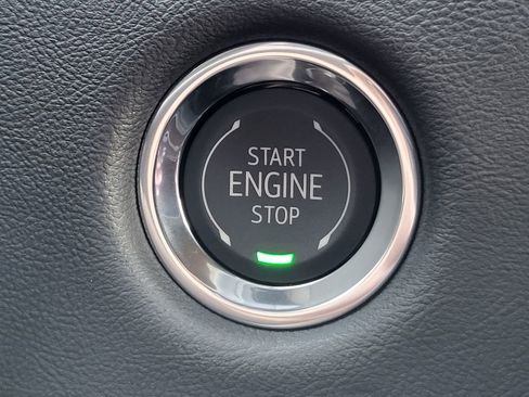 New 2025 Cadillac Escalade Luxury image 29