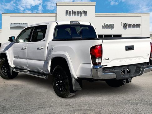 Used 2022 Toyota Tacoma 4x4 Double Cab image 12