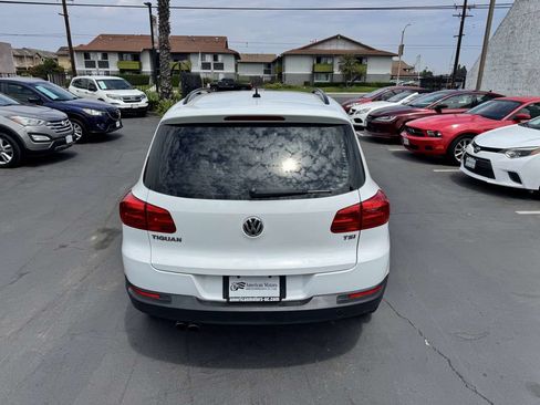 Used 2016 Volkswagen Tiguan S FWD image 4