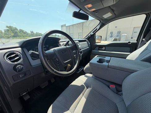 Used 2013 Ford F150 XLT w/ XLT Chrome Pkg AWD/4WD image 16