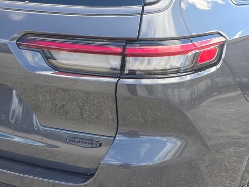 New 2026 Jeep Grand Cherokee L Summit AWD/4WD image 14