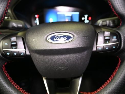 Used 2025 Ford Escape ST-Line image 39