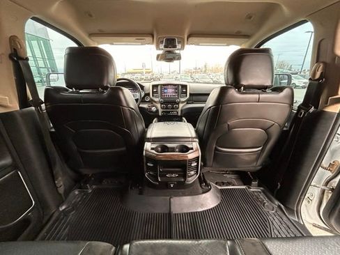 Used 2019 RAM 1500 Laramie image 43