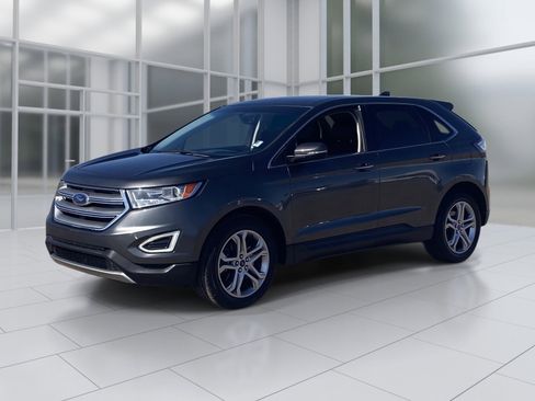 Used 2015 Ford Edge Titanium image 3