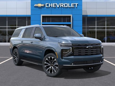 New 2026 Chevrolet Suburban High Country AWD/4WD image 7
