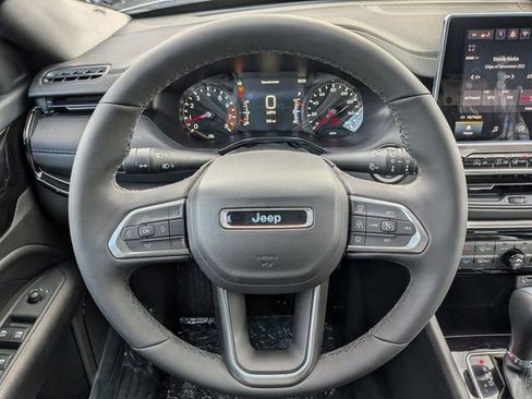 New 2026 Jeep Compass Limited image 17