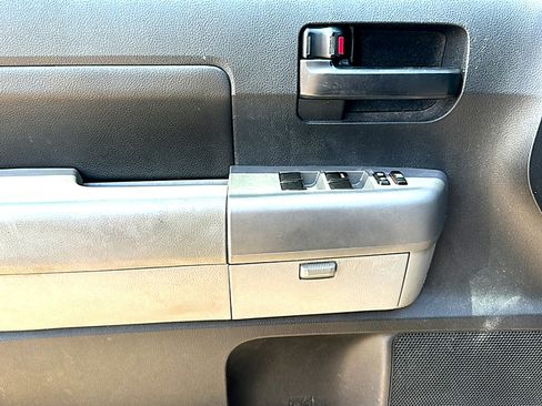 Used 2013 Toyota Tundra 2WD Double Cab image 8
