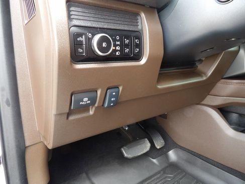 Used 2025 Ford F350 King Ranch w/ Chrome Package AWD/4WD image 16