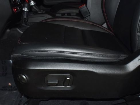 Used 2024 Jeep Wrangler Unlimited Rubicon image 13