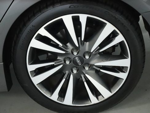 Used 2018 Lincoln MKZ Reserve w/ Technology Package AWD/4WD image 37